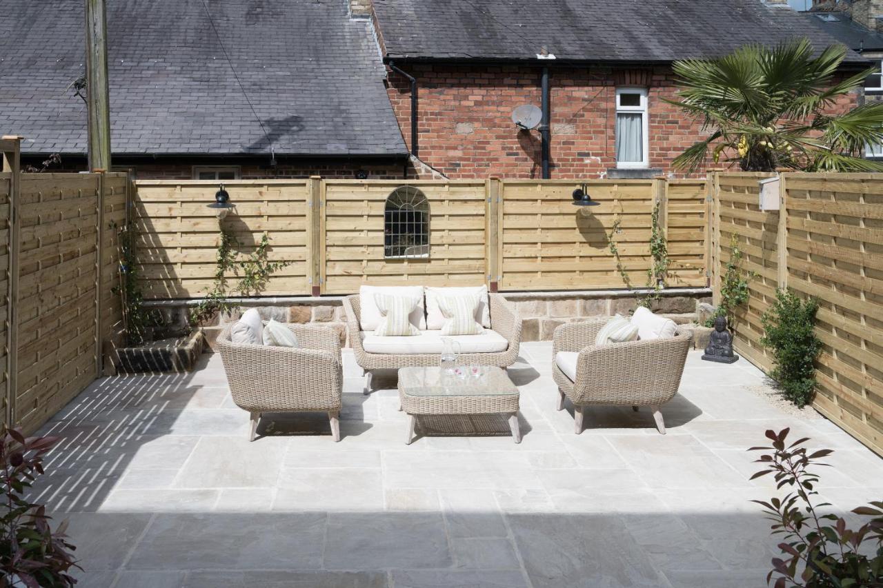 Townhouse By Harrogate Serviced Apartments Eksteriør bilde
