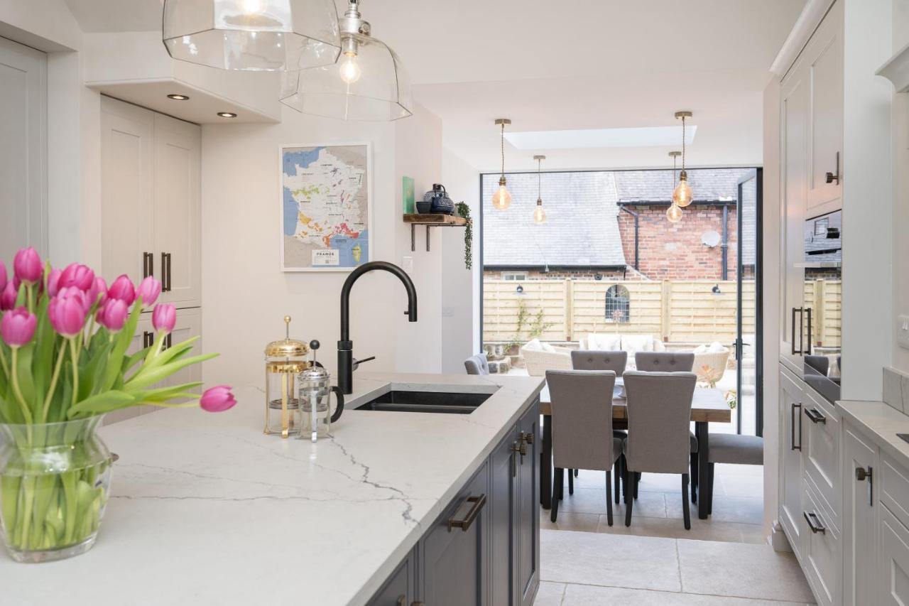 Townhouse By Harrogate Serviced Apartments Eksteriør bilde
