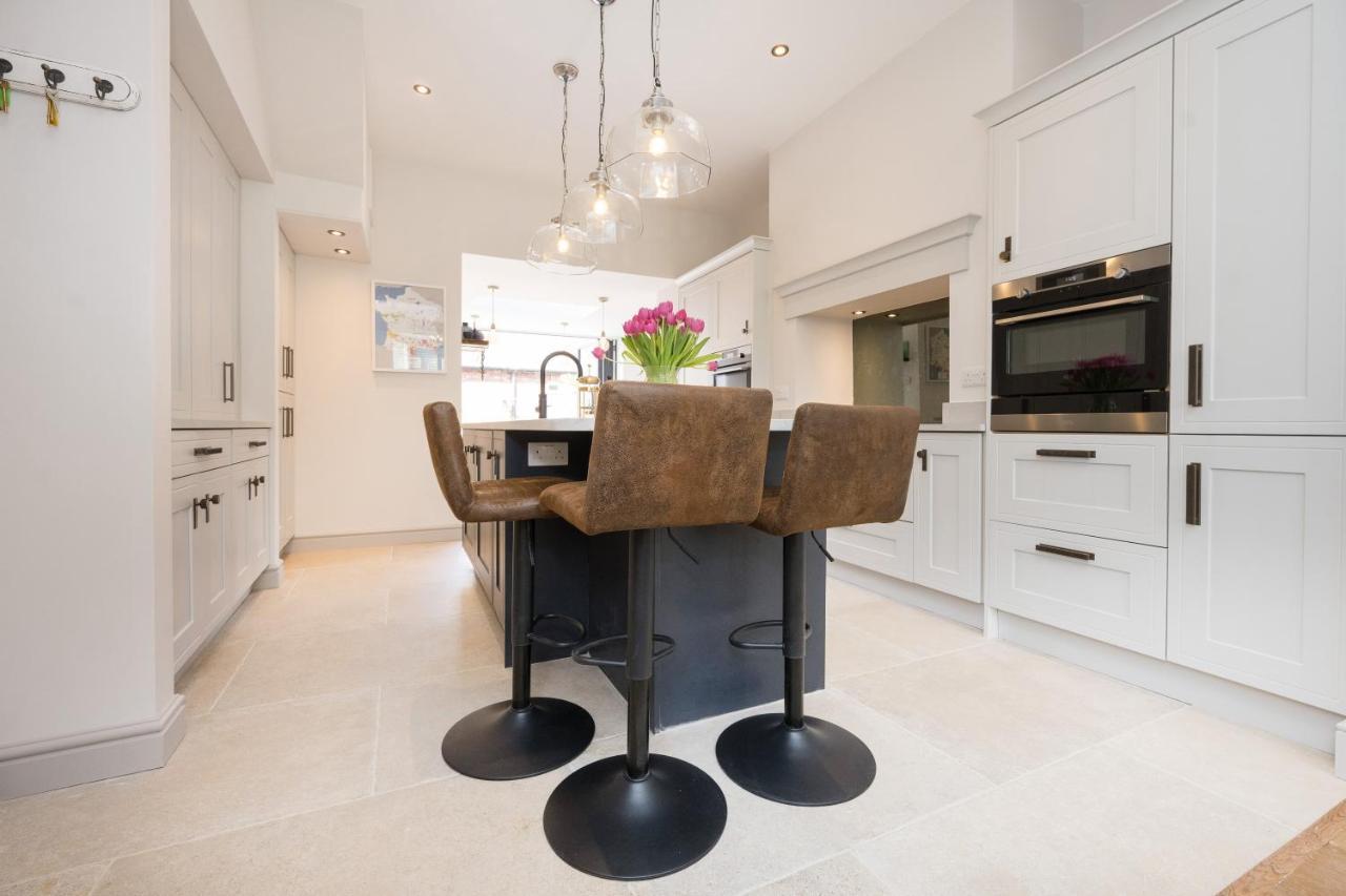 Townhouse By Harrogate Serviced Apartments Eksteriør bilde